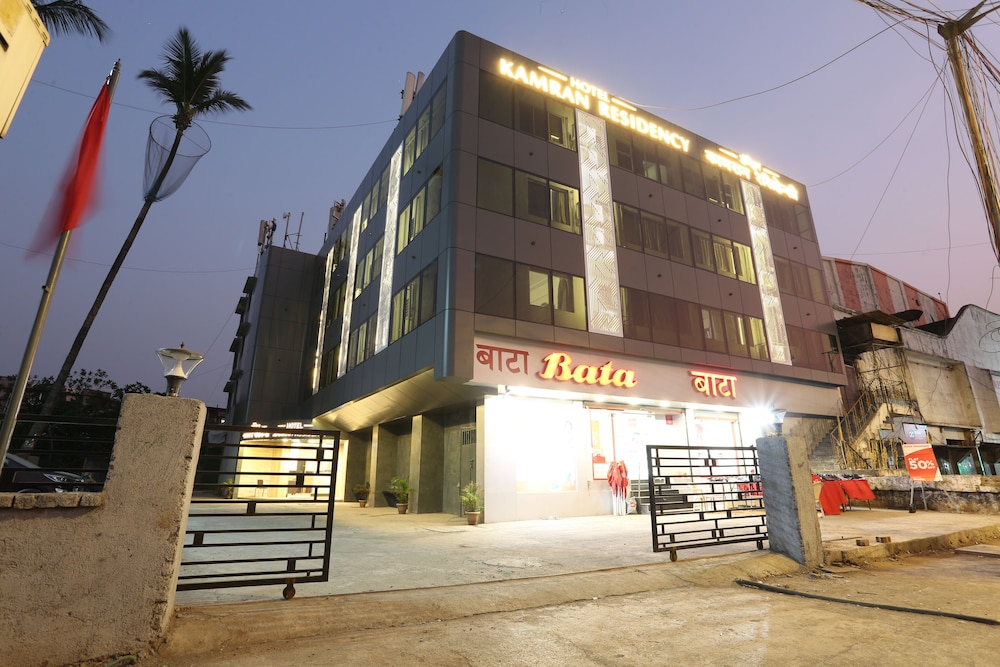 Kamran Residency 2/50