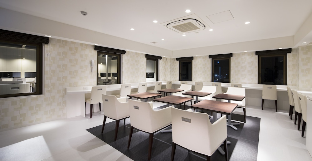 Tokyo Ariake Bay Hotel 32/42