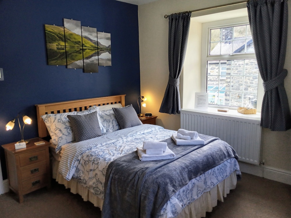 Oakfield House Bed and Breakfast 11/44