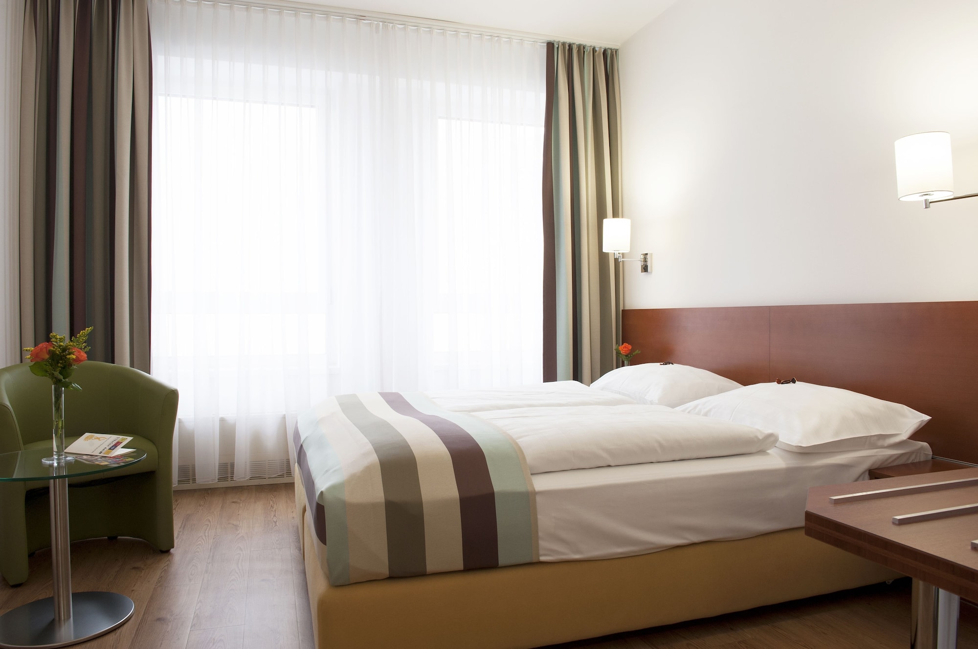 غرفة كلاسيكية بسريرين منفصلين، arte Hotel Wien Stadthalle 7/10