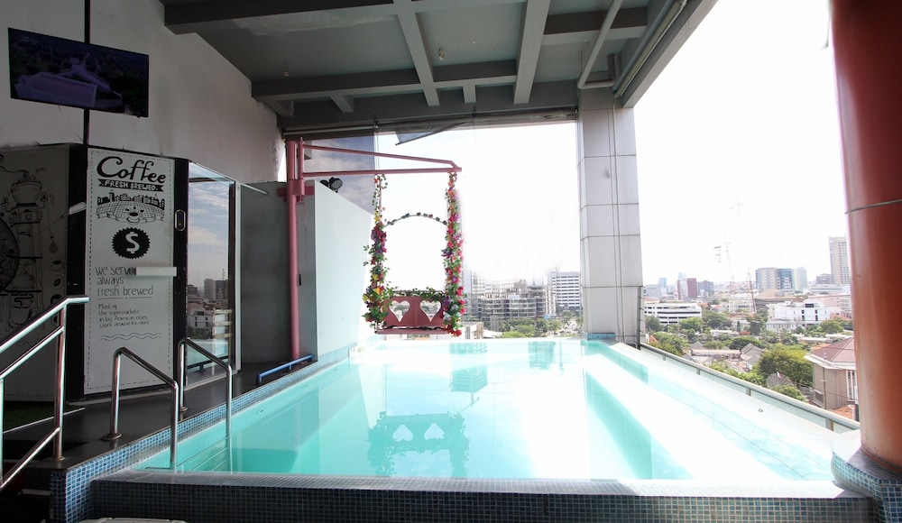 G Suites Hotel 11/24