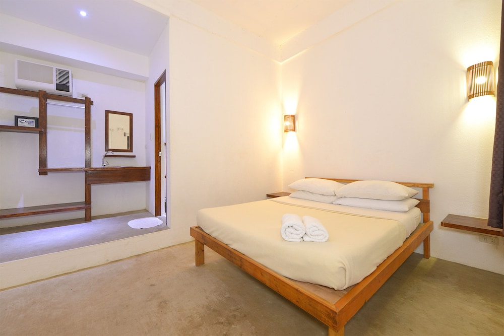 The Lazy Dog Bed And Breakfast 25/60