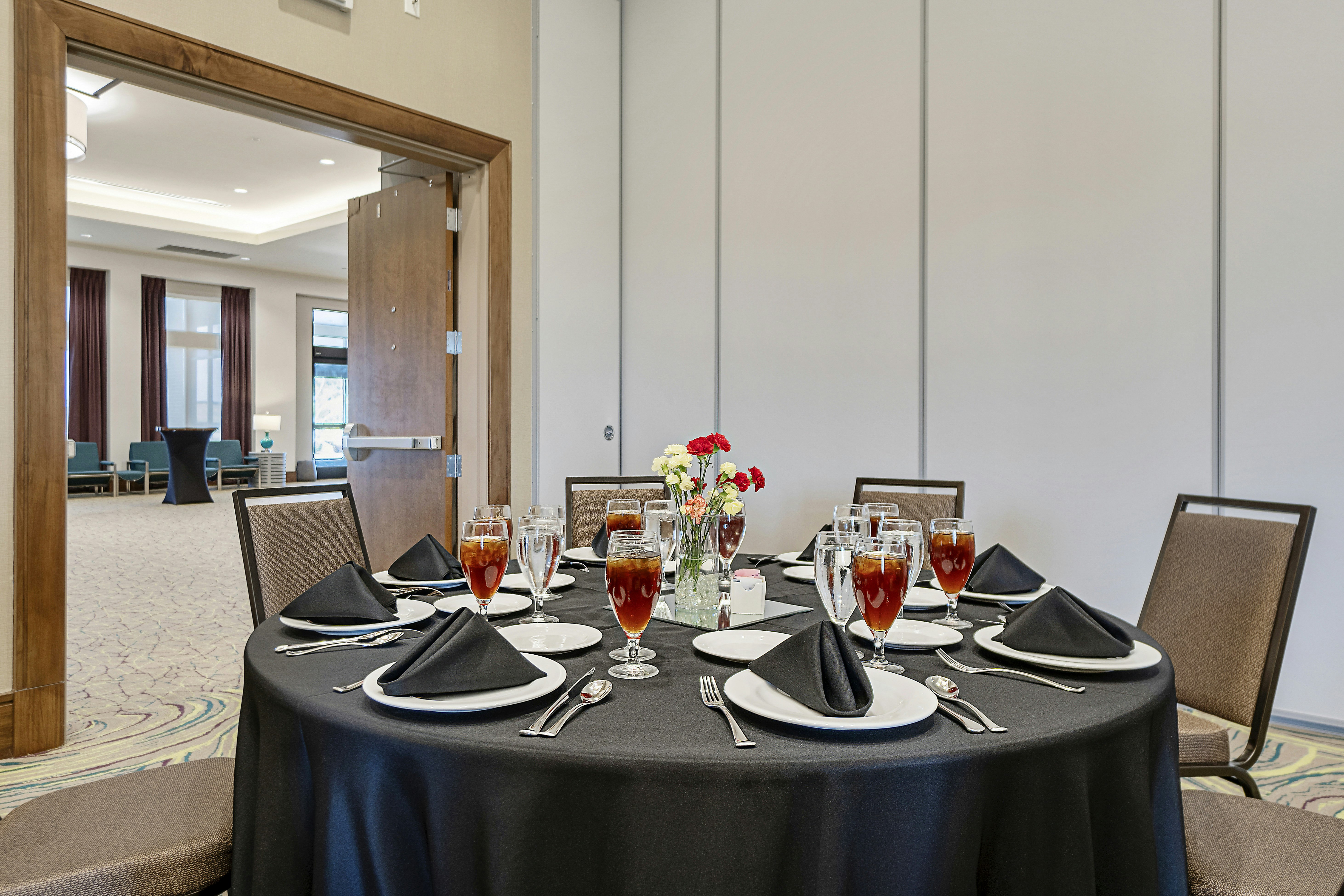 Hilton Garden Inn Edmond / Oklahoma City North, OK 25/50