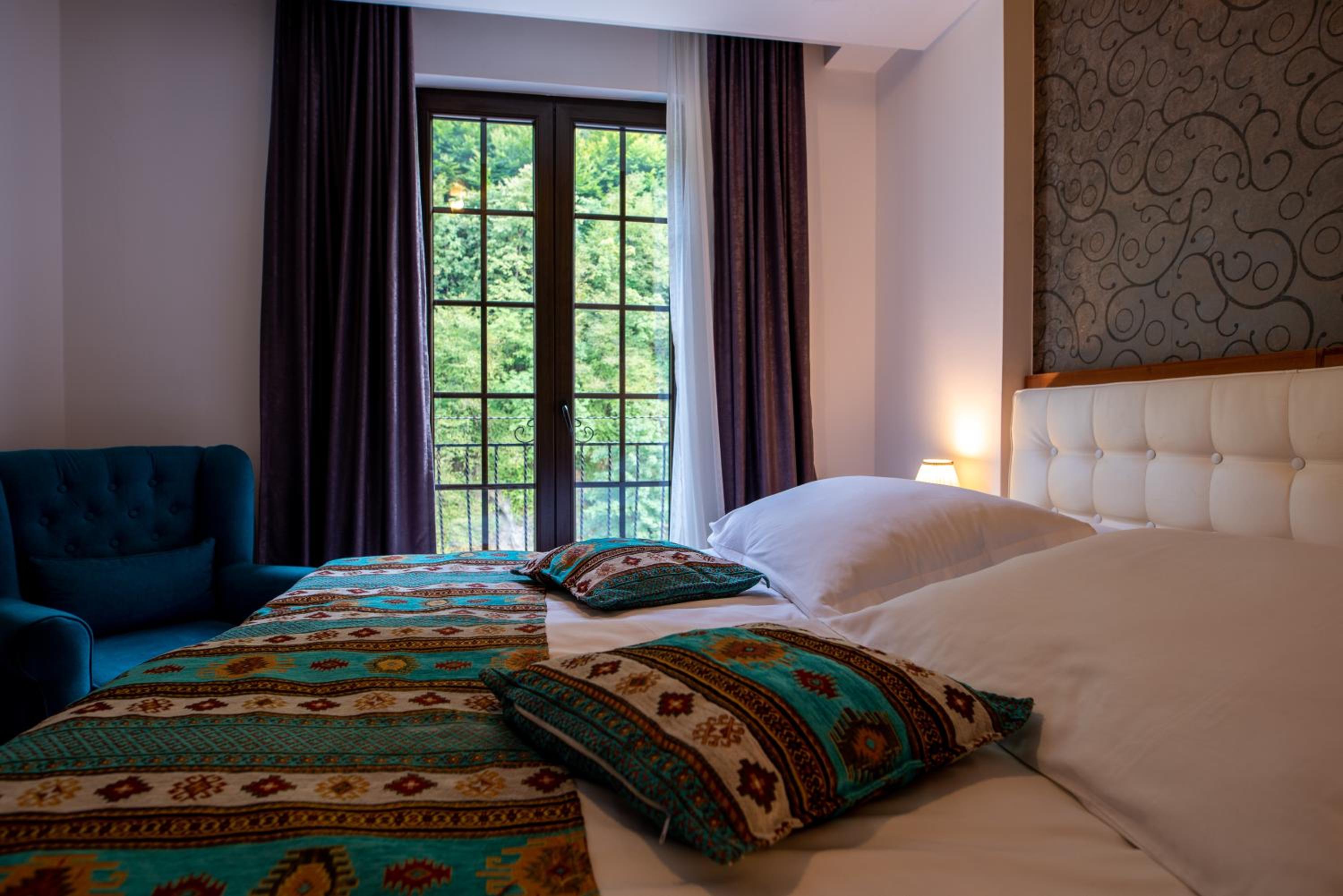 Standard, Double Bed, Street View، Kostelski Buk Hotel 7/8