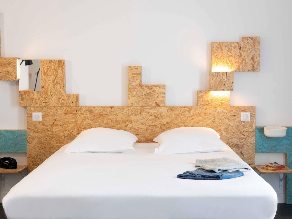 Greet Hotel Rennes Pace 40/57