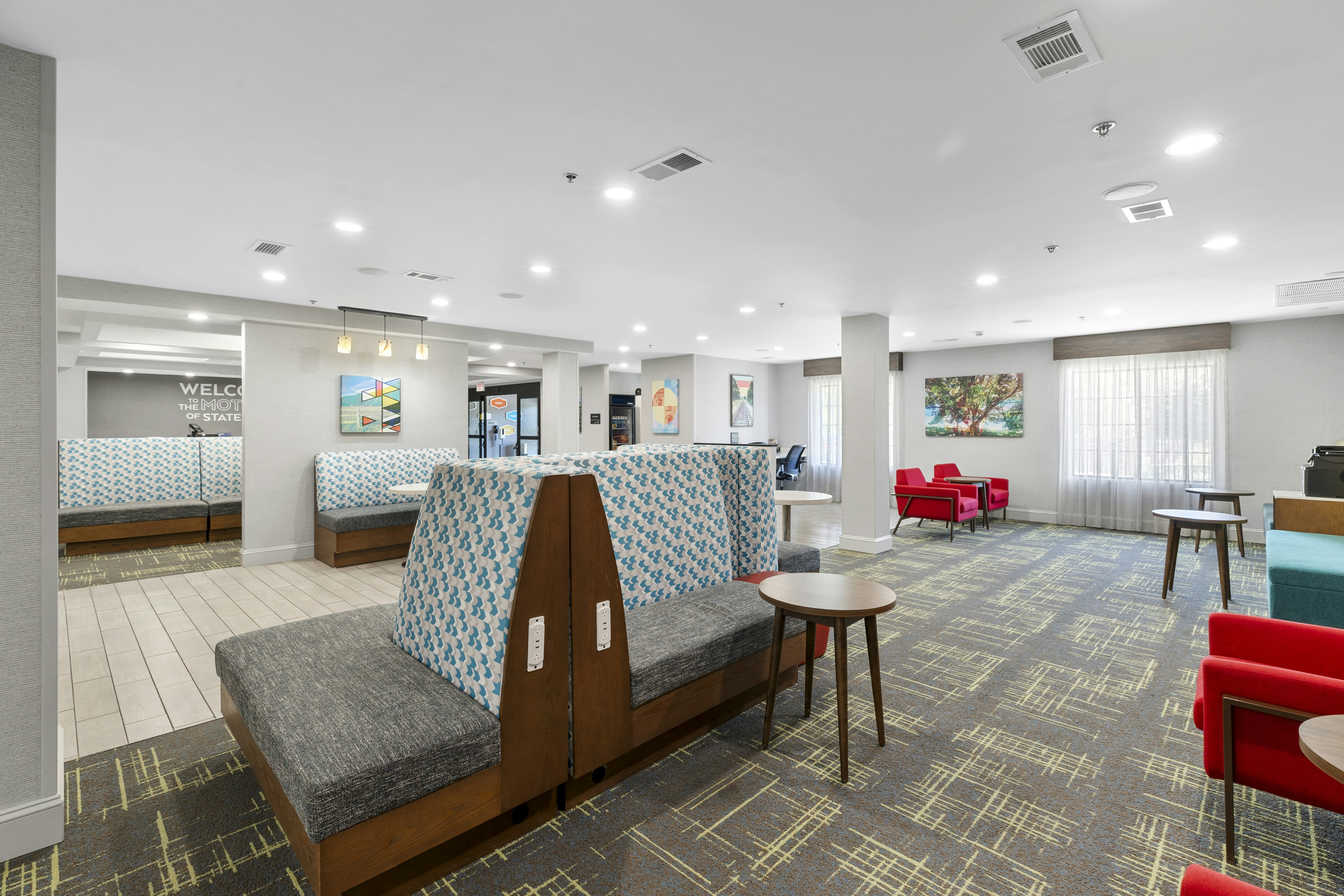 Hampton Inn Salem 39/59