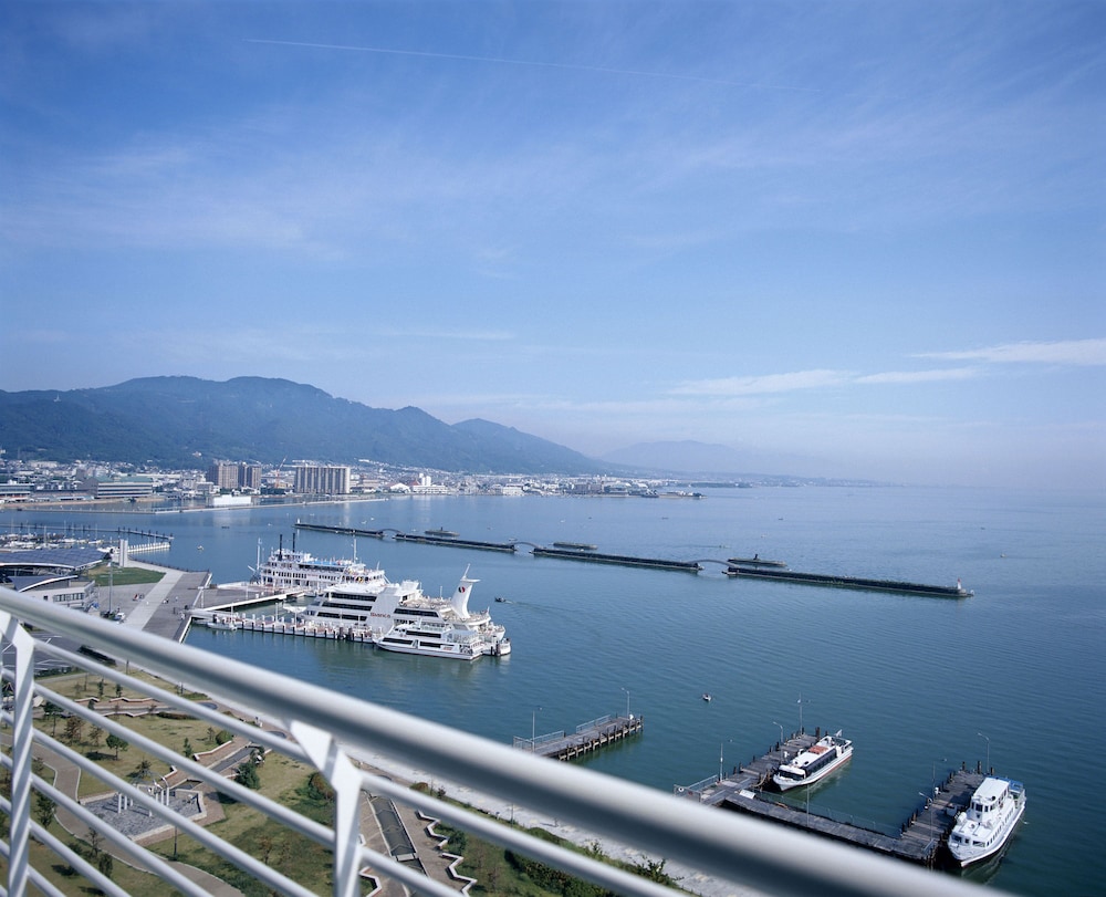 Biwako Hotel 45/50