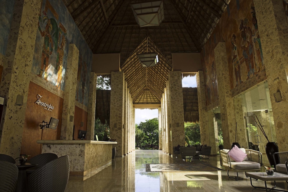 Grand Palladium Colonial Resort Spa All Inclusive 19/47