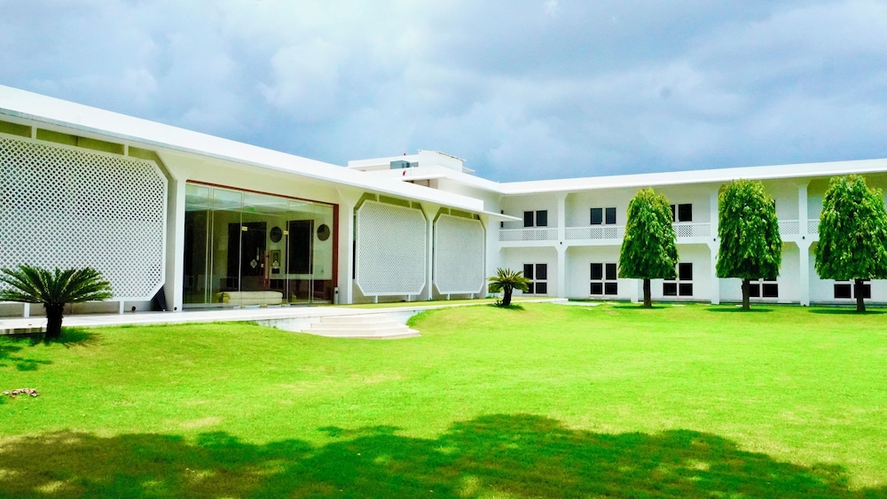 Hotel Chandela Khajuraho 46/50