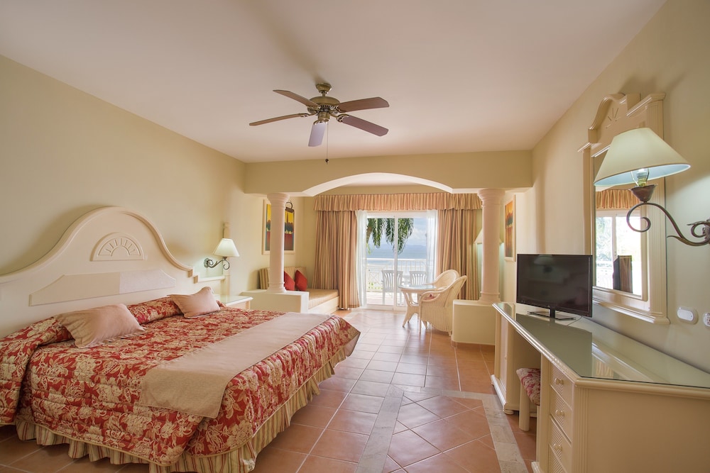 Eurostars Grand Cayacoa 15/50