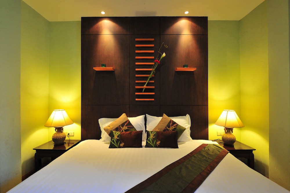 Hua Hin White Sand 11/75