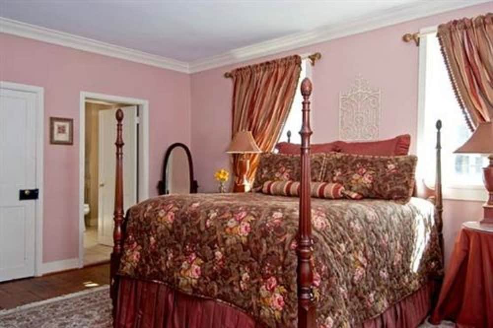 The Wayside Inn Bed Breakfast 17/50