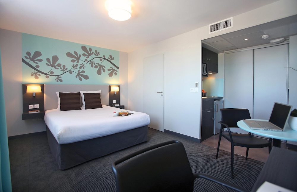 Appart City Confort Montpellier Ovalie 2 15/70