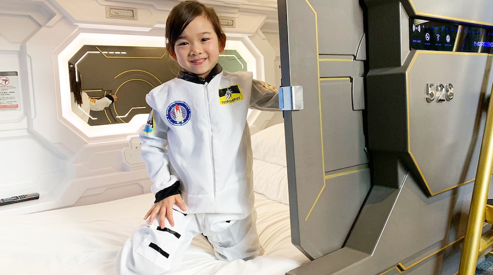 The Capsule Hotel 6/30