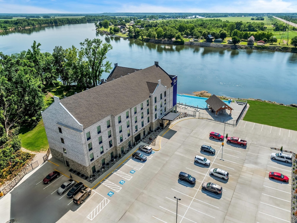 Sleep Inn & Suites Savannah Tennessee Riverfront 4/50