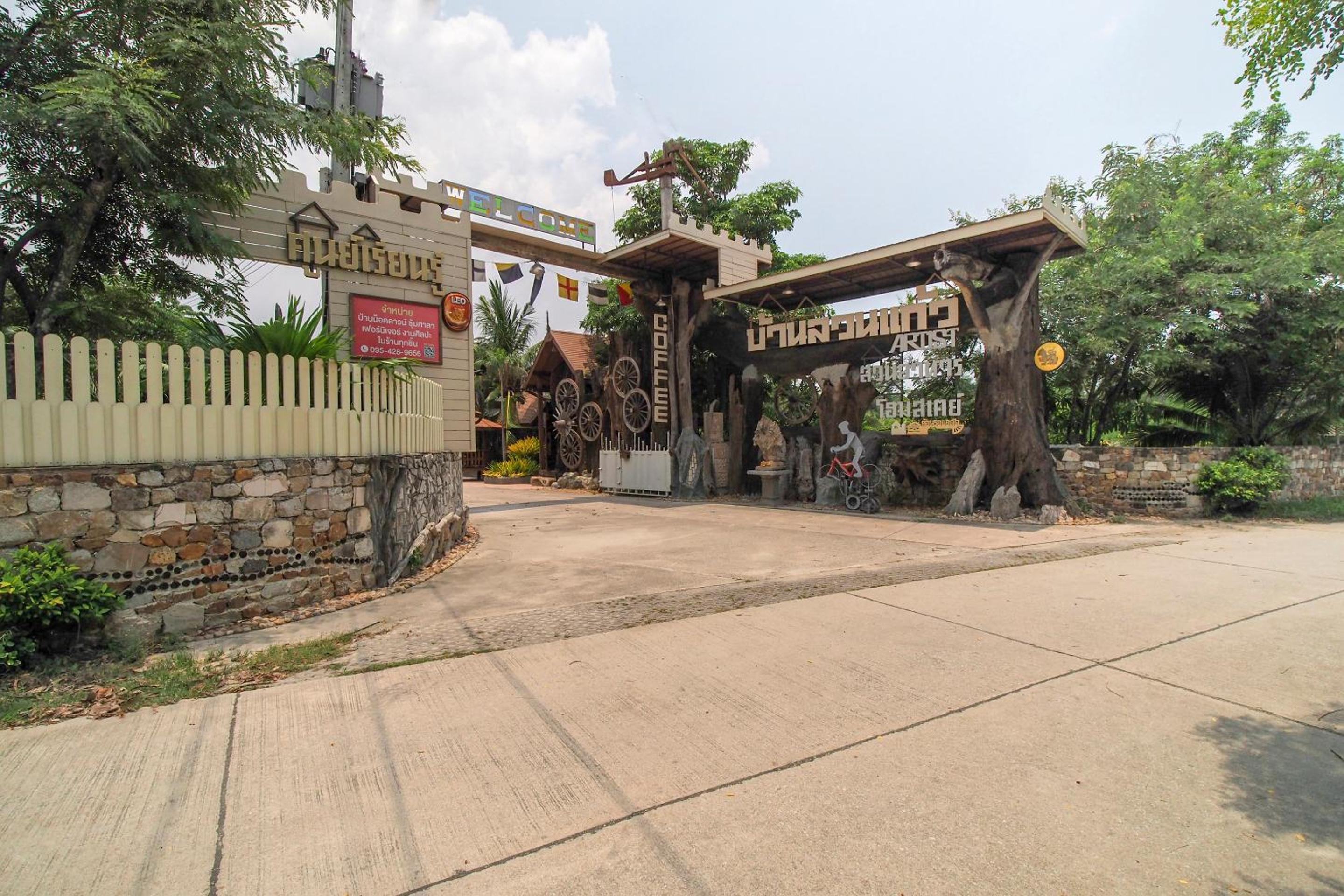 Capital O 1001 Suankaew Art Cottage 43/50
