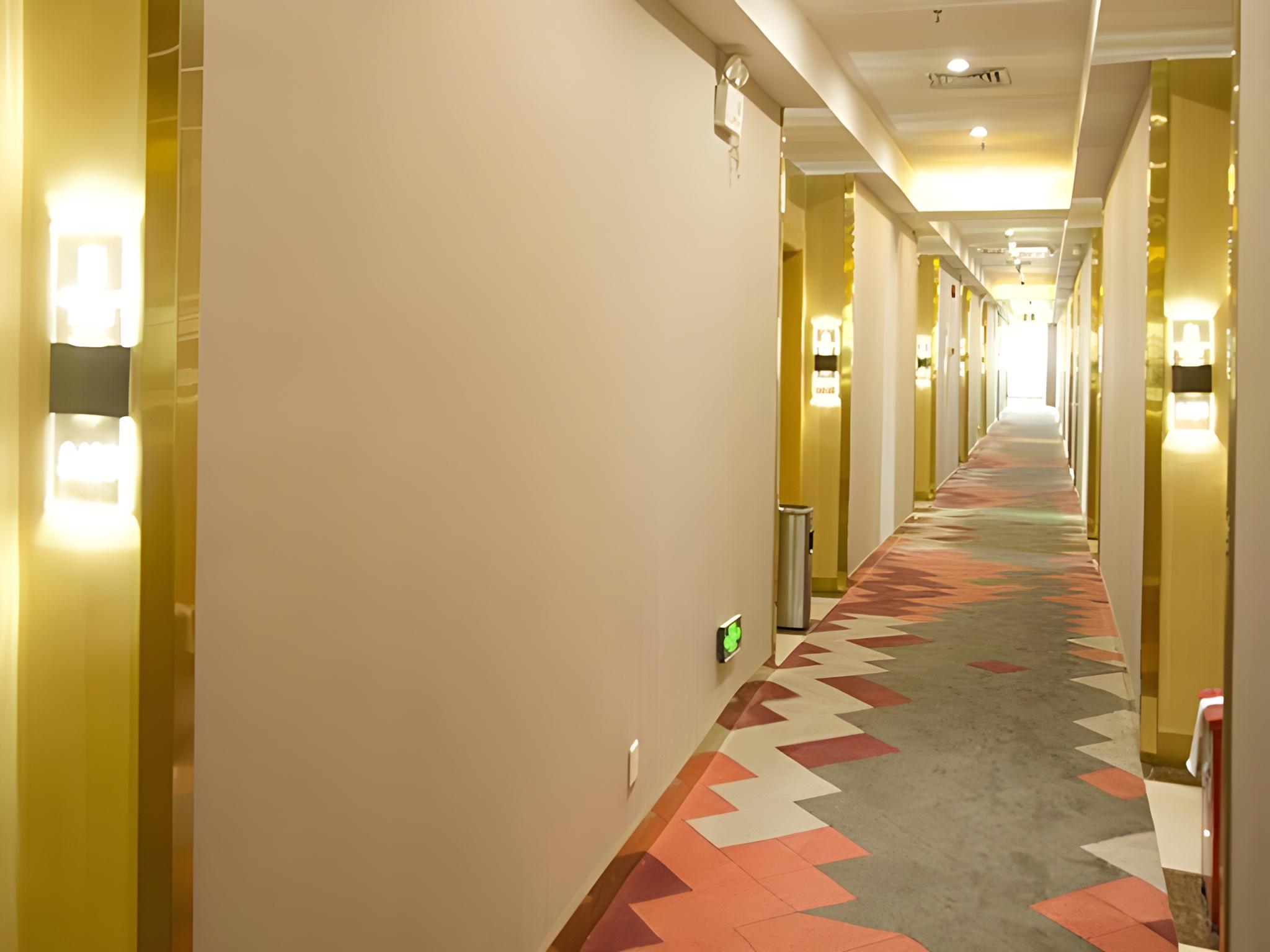 Borrman Hotel(Guangzhou Panyu Asian Games City store) 36/40