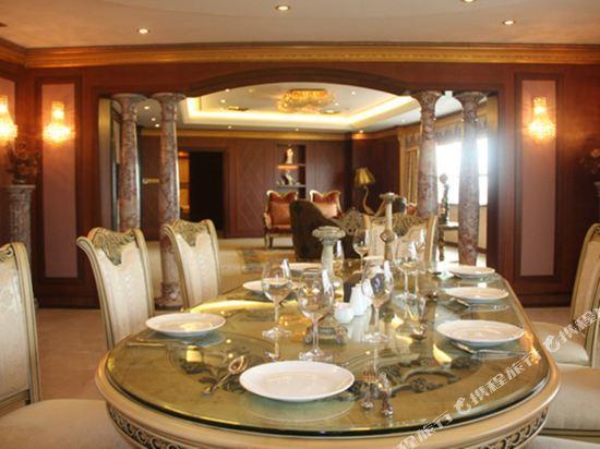H J Grand Hotel Guangzhou 47/55