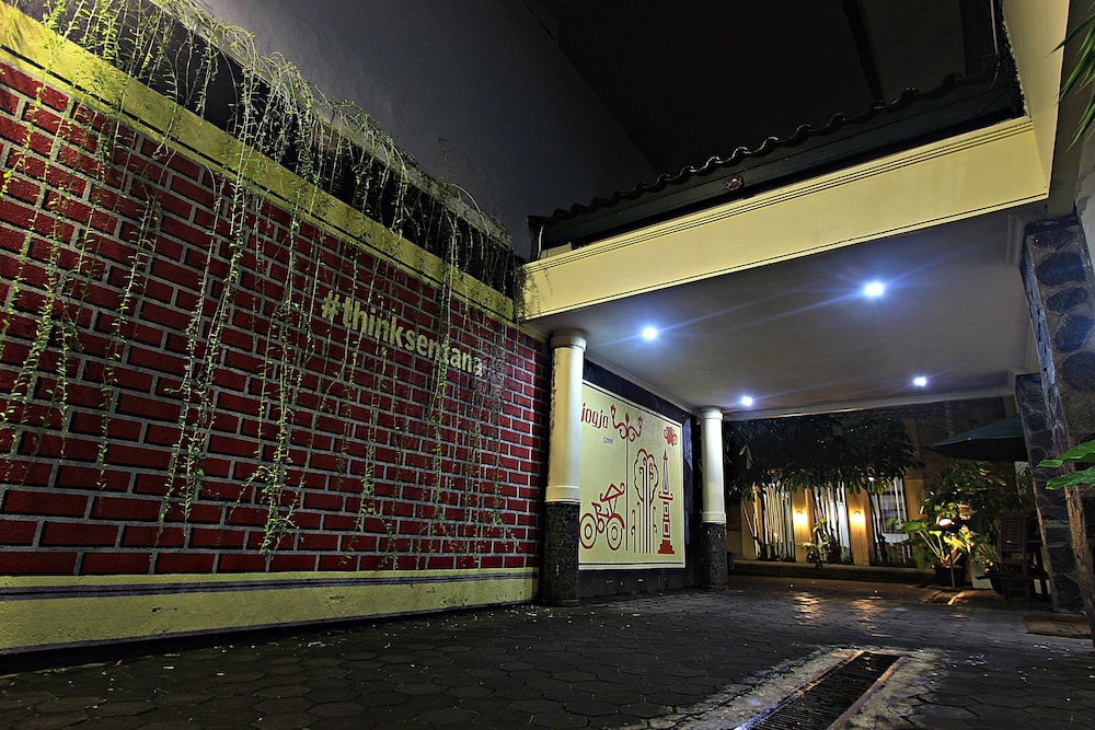 Griya Sentana Hotel Jogjakarta 9/45