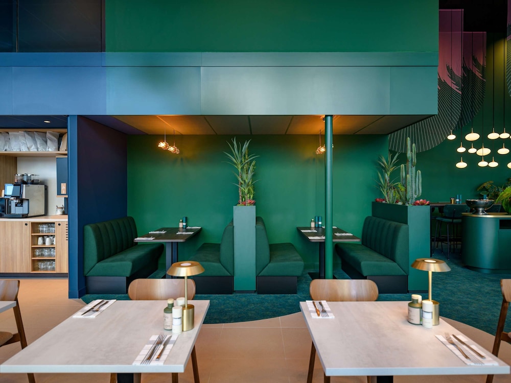 ibis Styles Rotterdam Ahoy 52/63