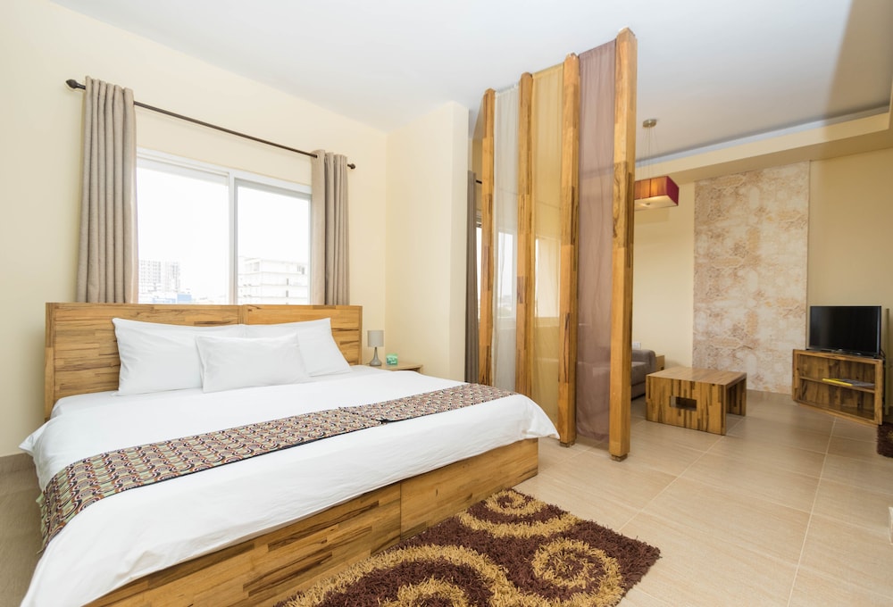 Roots Hotel Apartment 14/57