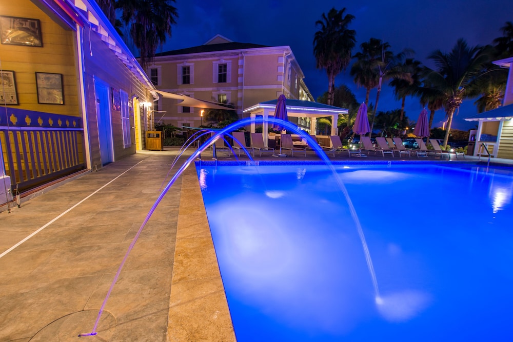 The Sunshine Hotel and Suites 24/48