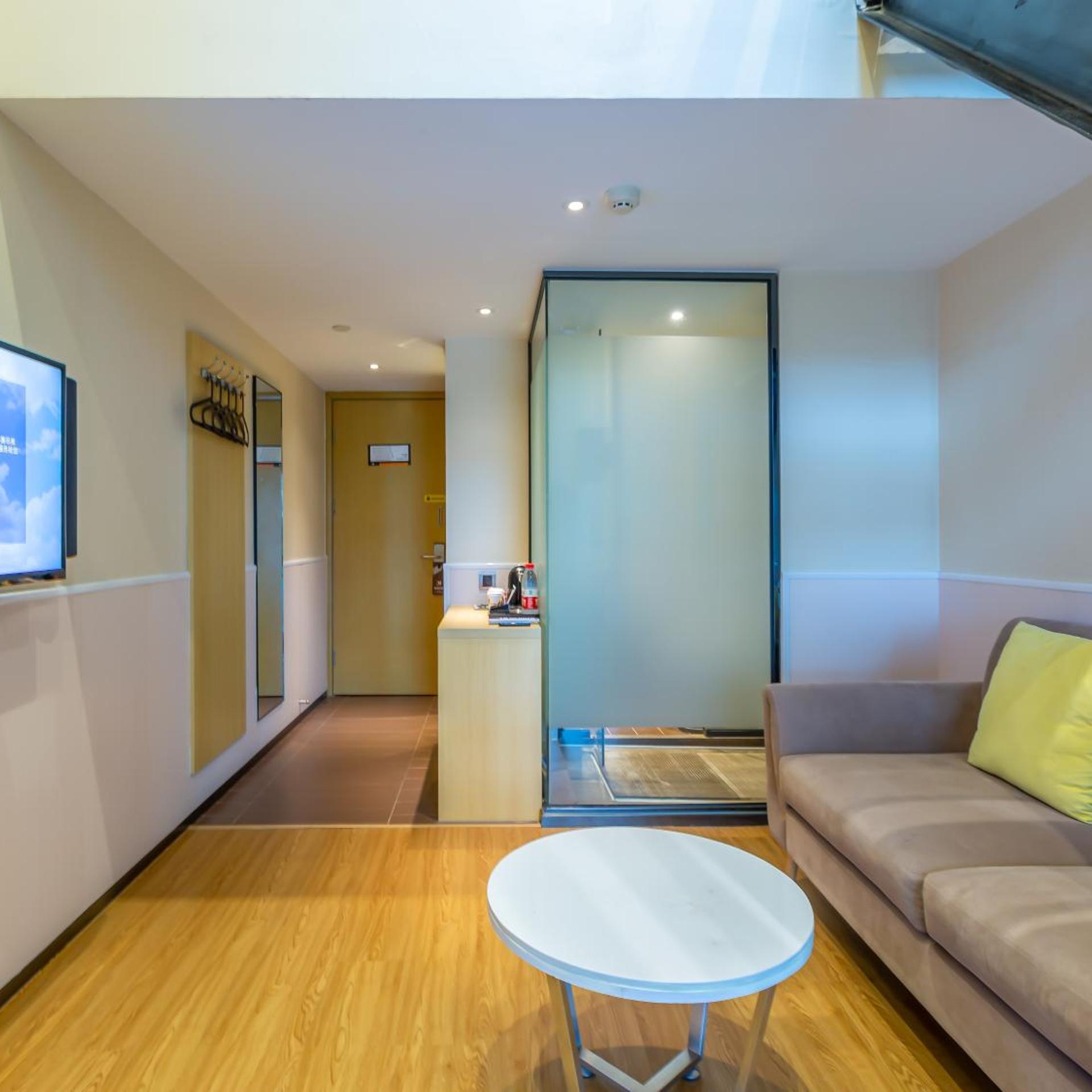 IU Hotel Beijing Huilongguan Life Science Park 19/24