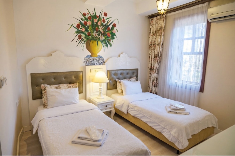 Ozkavak Hotel Kaleici 14/45
