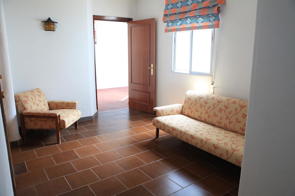 Hotel El Coloso 24/36