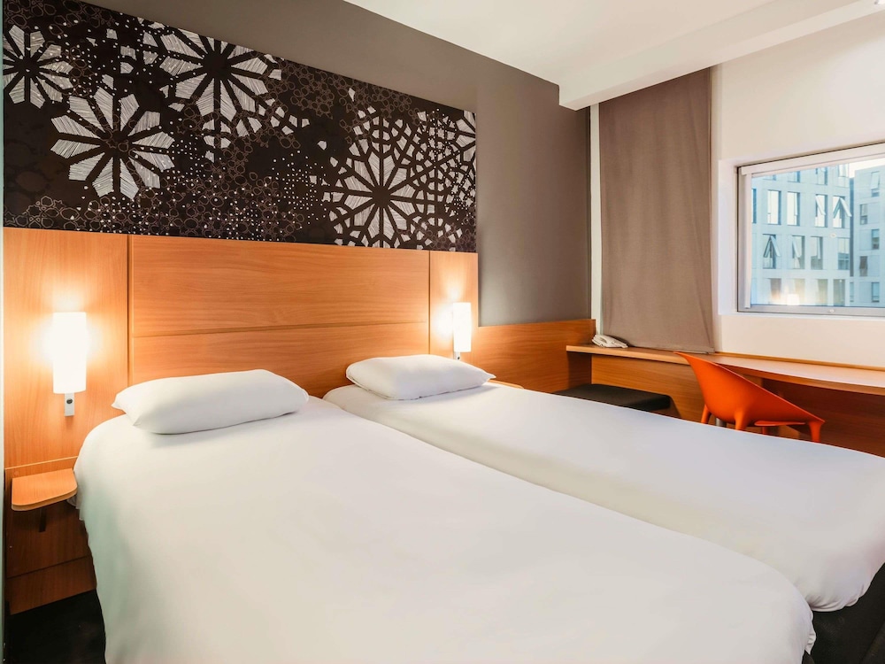 Ibis Casablanca Nearshore 13/73