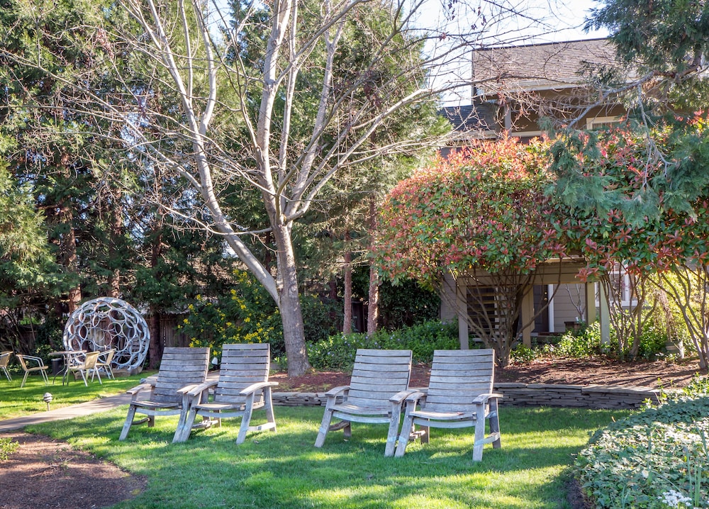 Wine Country Inn 30/43