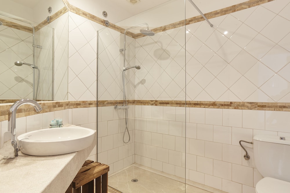 Apartamentos Castavi 60/63