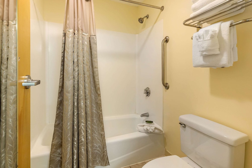 The Carriage House Inn Newport 21/44