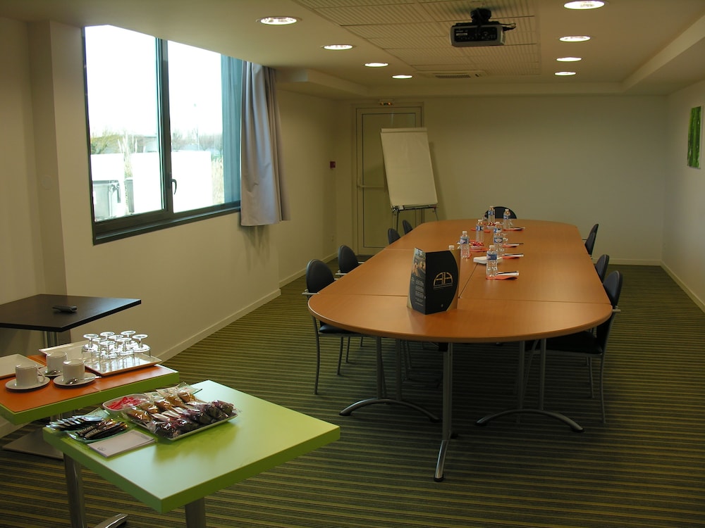 All Suites Appart Bordeaux Lac 45/63
