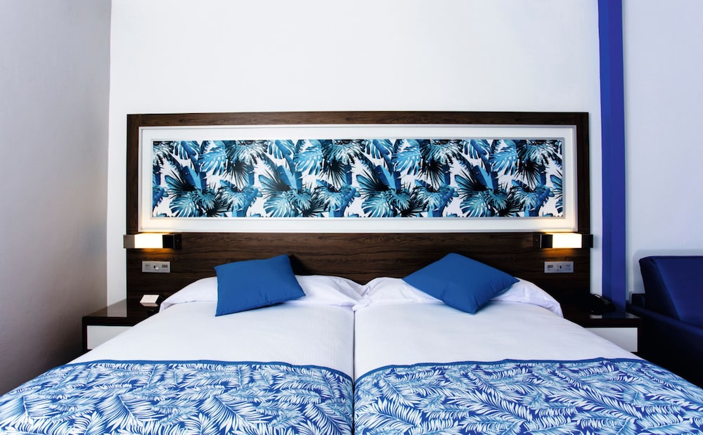 Hotel RIU Santa Fe 36/81