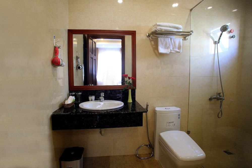 Ngoc Trai Vang Hotel 8/29