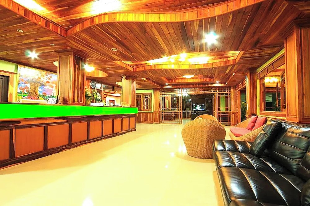 Hiso Place Hotel 55/70