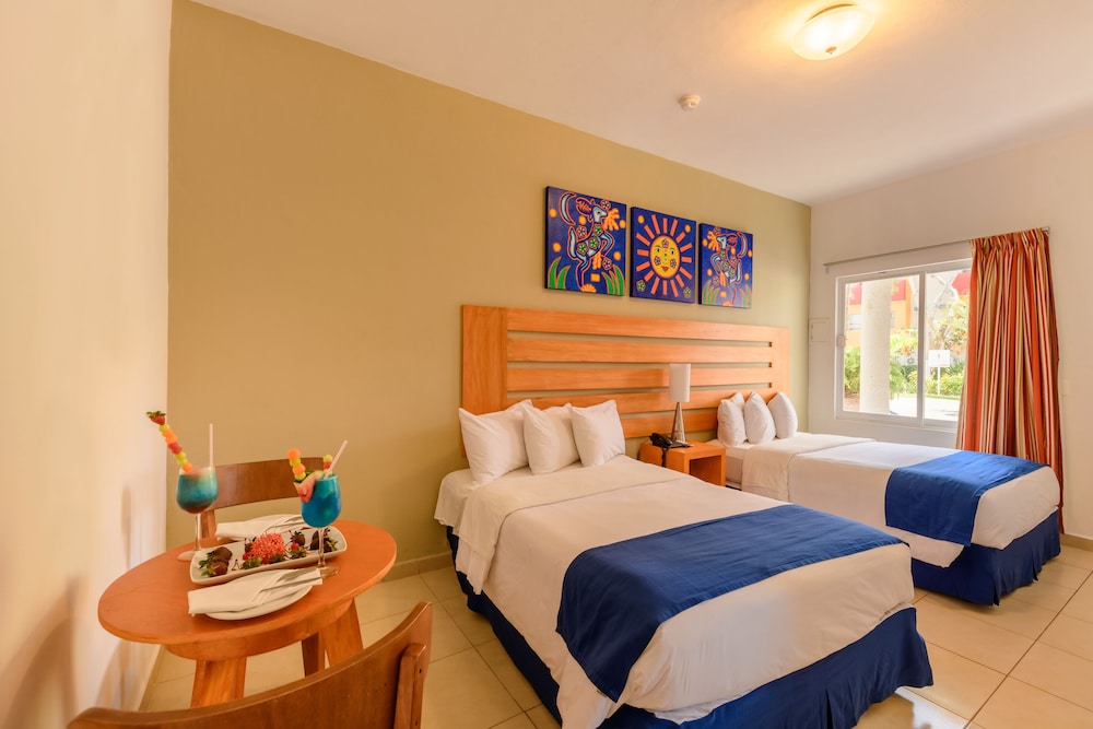 Decameron Los Cocos Guayabitos Ramada All Inclusive Resort 16/49
