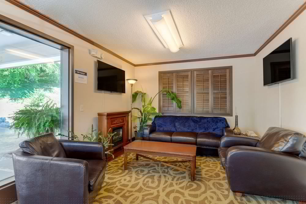 Best Western Smoky Mountain Inn 26/39