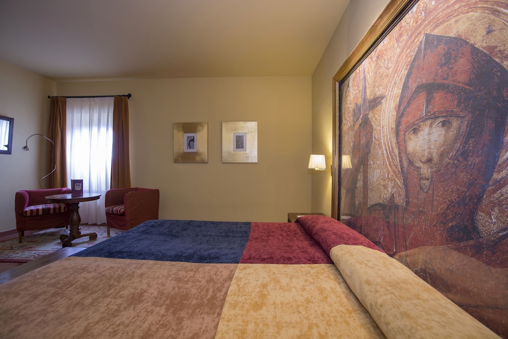 Parador De Trujillo 34/53