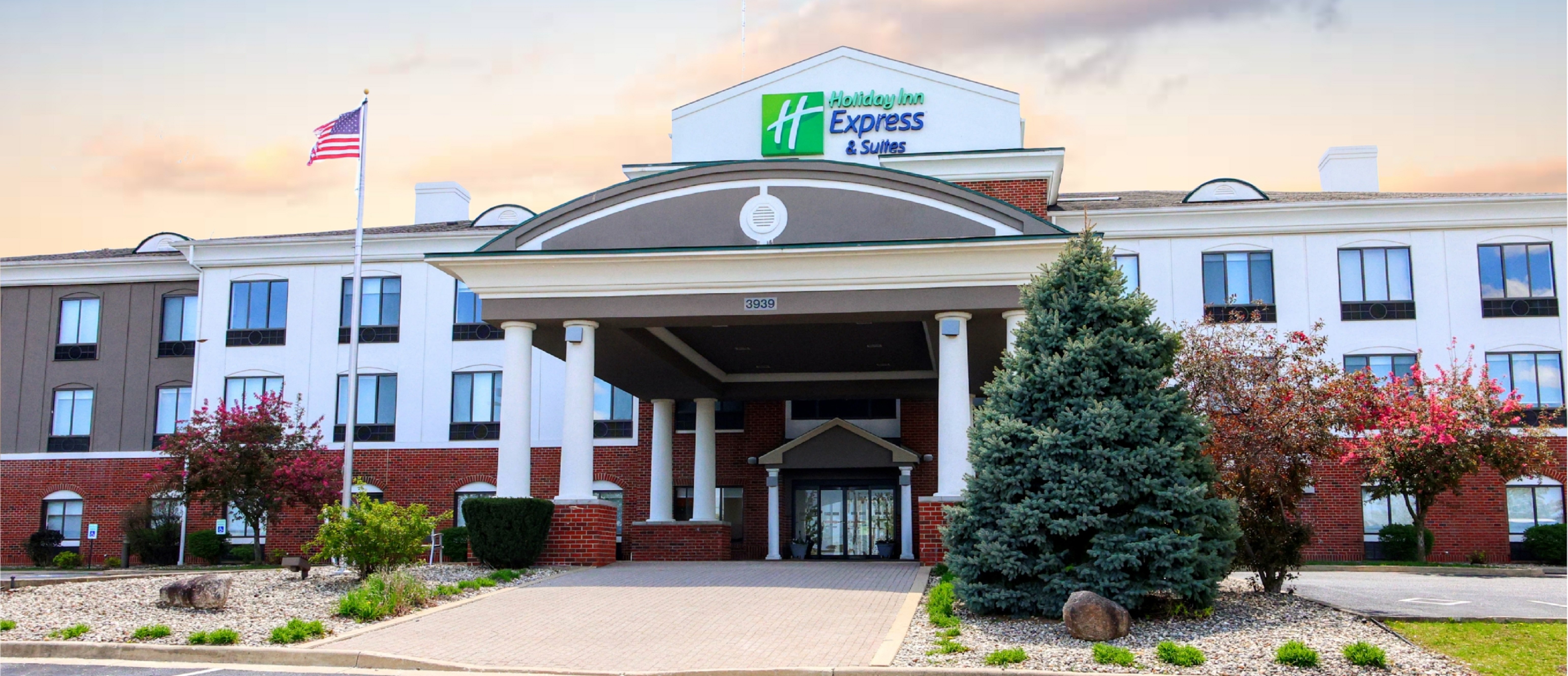Holiday Inn Express Hotel Suites Logansport 3/70