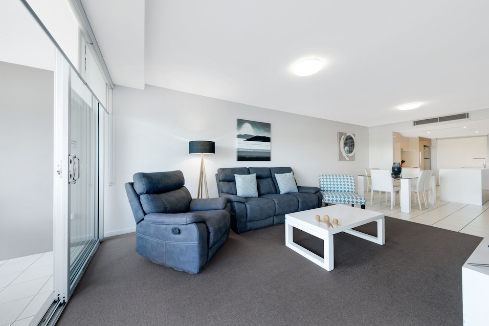 Echelon Apartments 25/42