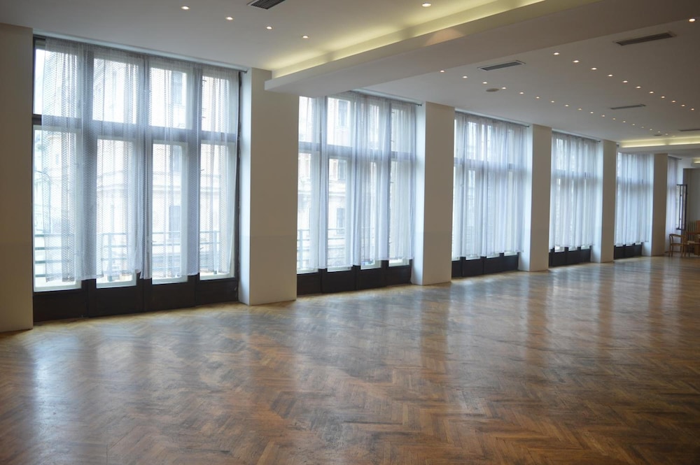 Legie Hotel 20/45