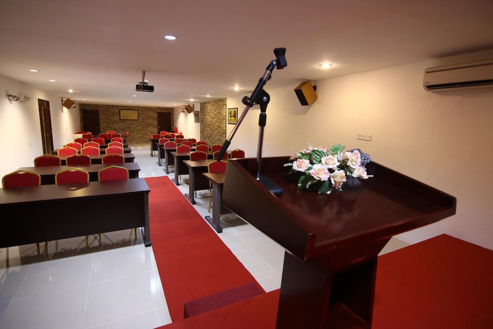 Ag Hotel Penang 38/48