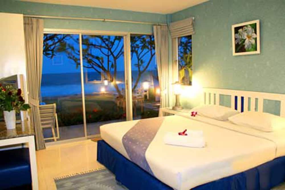 Blue Sky Resort 14/50