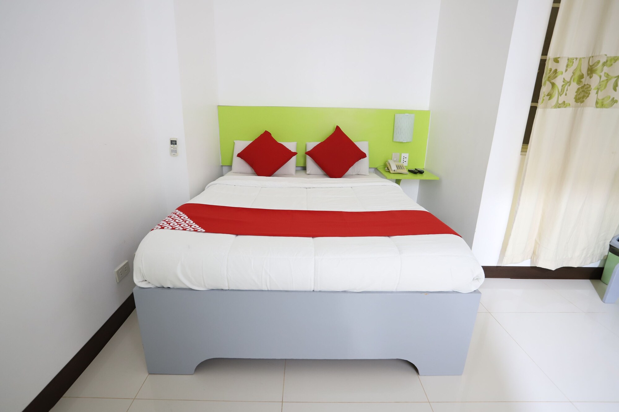 SUPERIOR, DOUBLE BED