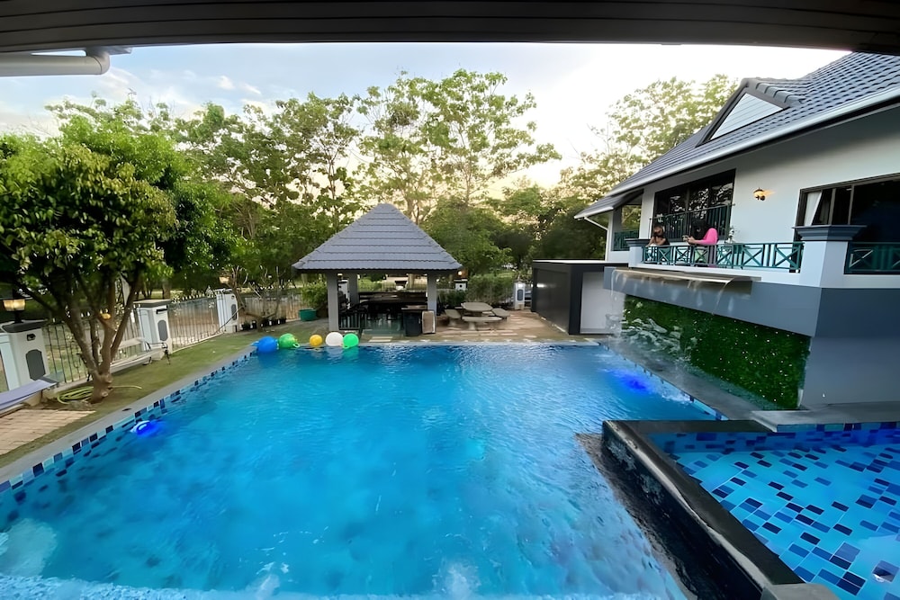 Siriniran Resort 33/45