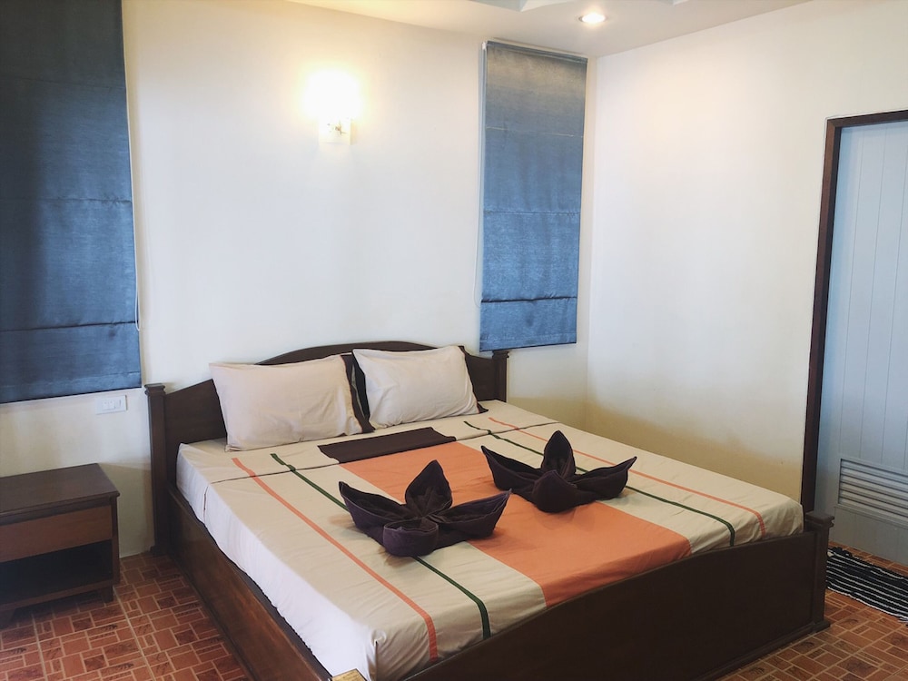 Bounty Resort 34/74