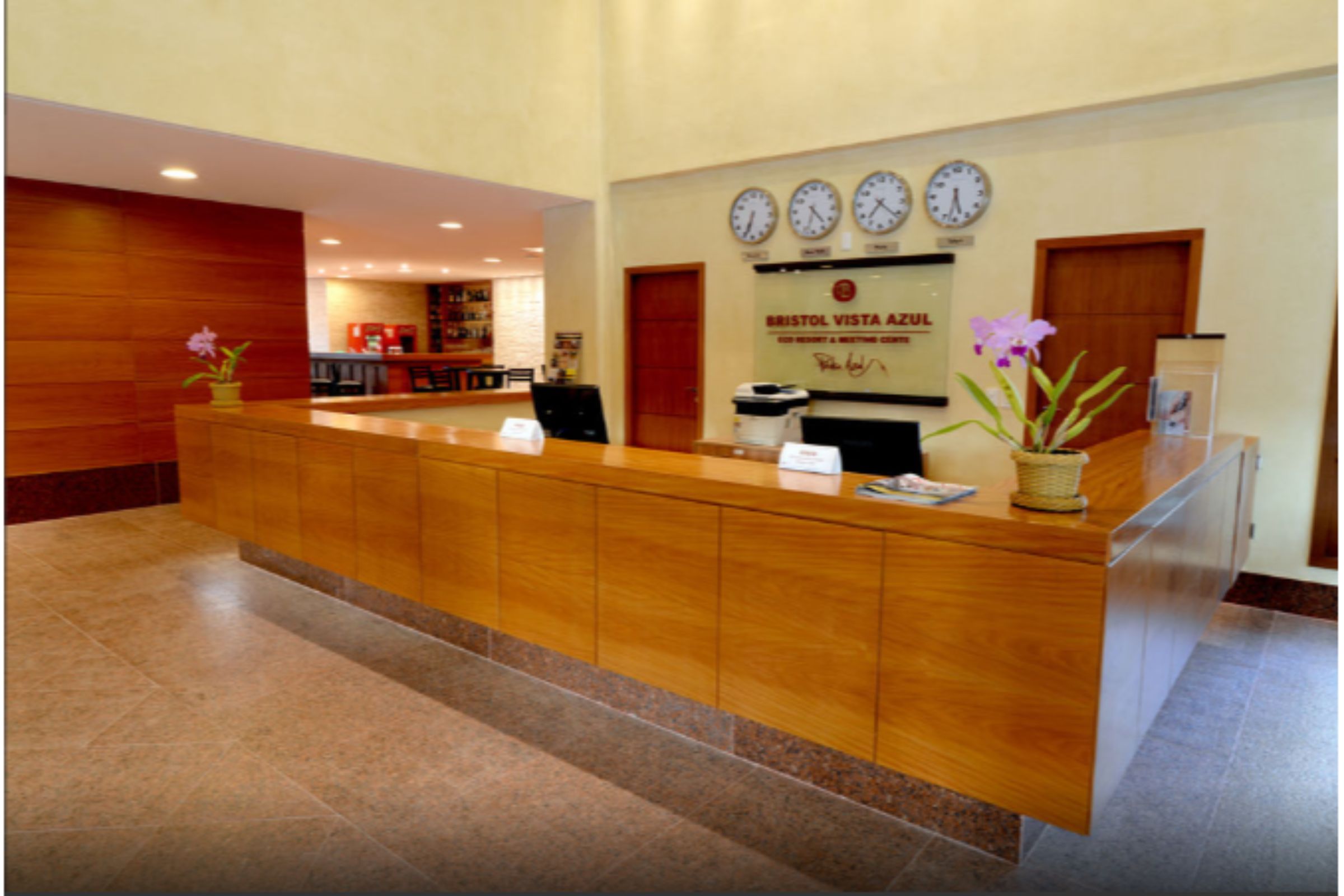 Bristol Vista Azul Hotel 4/40