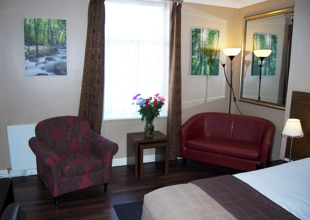 Villaggio Hotel & Restaurant 16/36